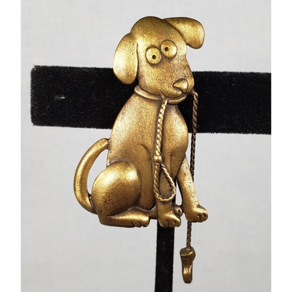 Vintage 1986 JJ Jonette Gold Tone Dog With Leash Brooch - Picture 2 of 13